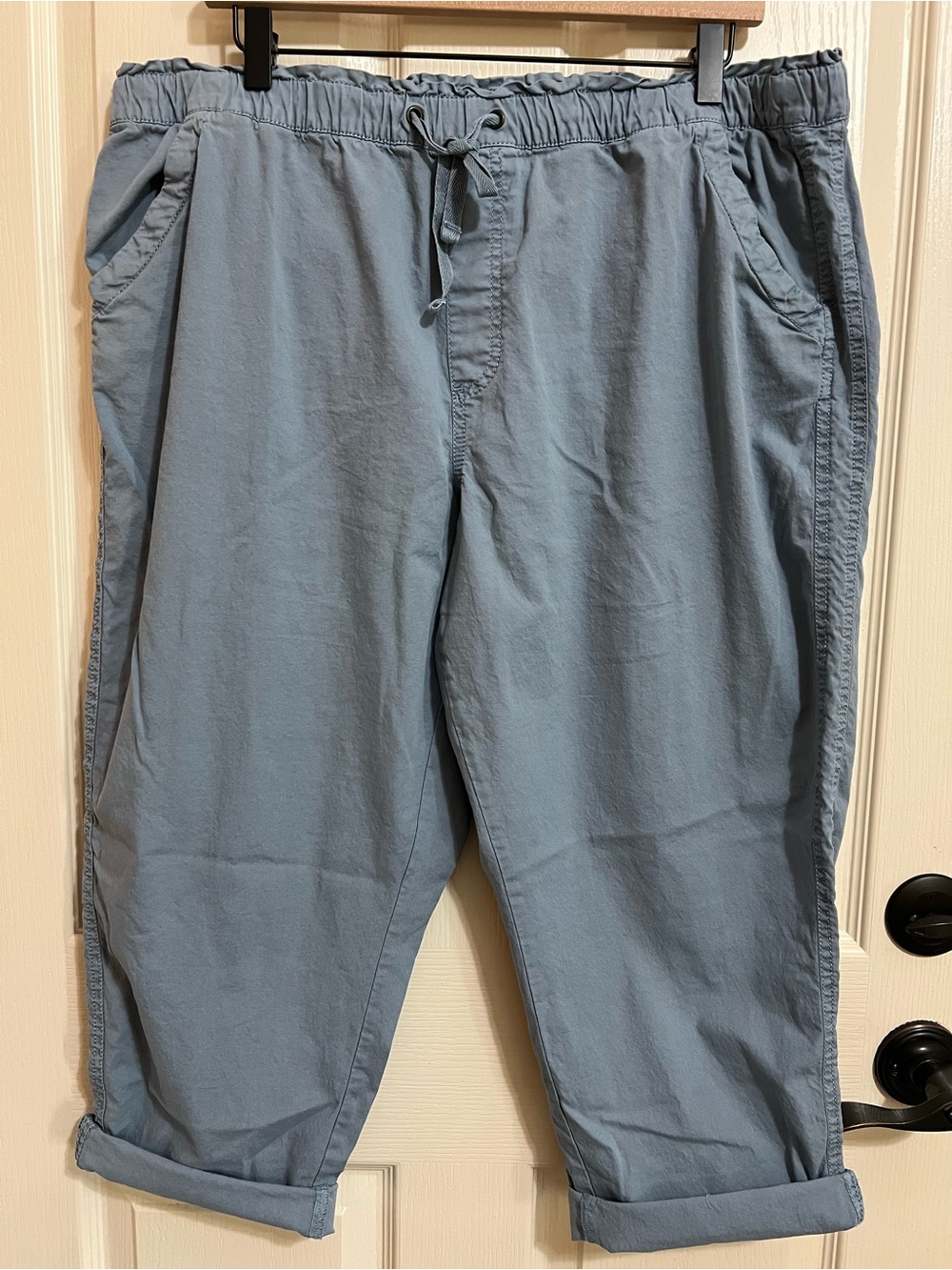 Petite Sonoma Women's Slate Blue Capri Pants with Elastic Waist